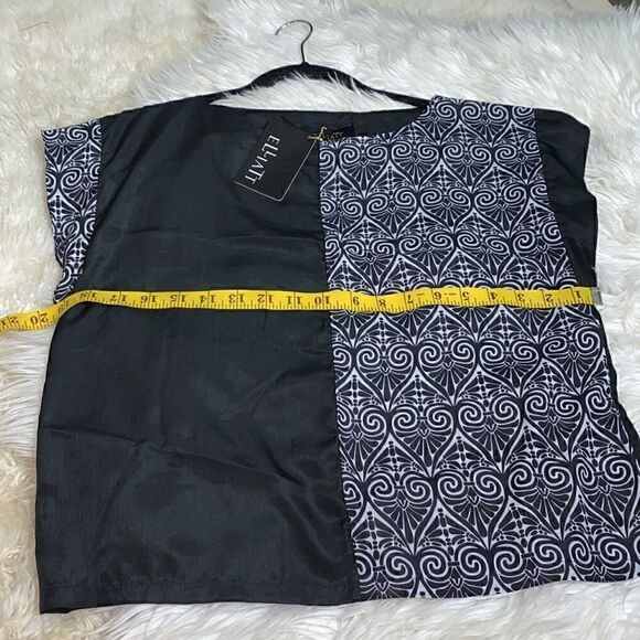 Elliatt Top womens satin medium Immortal cap sleeve Blouse New - Picture 10 of 11